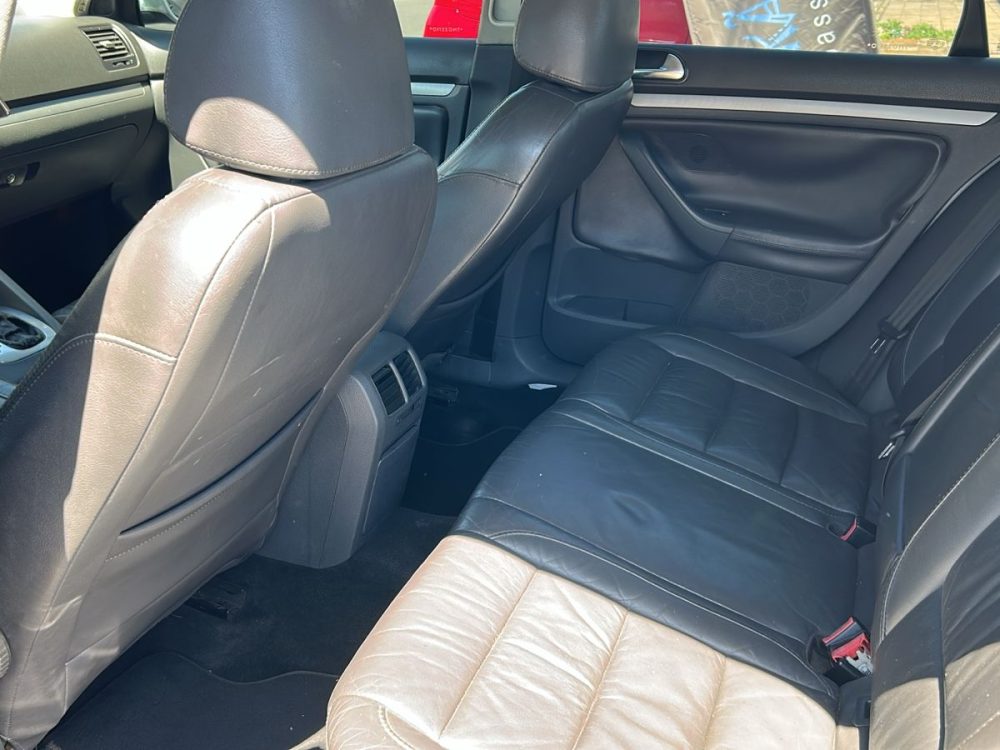 09674711-4aa5-439f-ac42-9fb577eab976-1c5d8023-c950-45de-9c99-da42eb4b9f0e