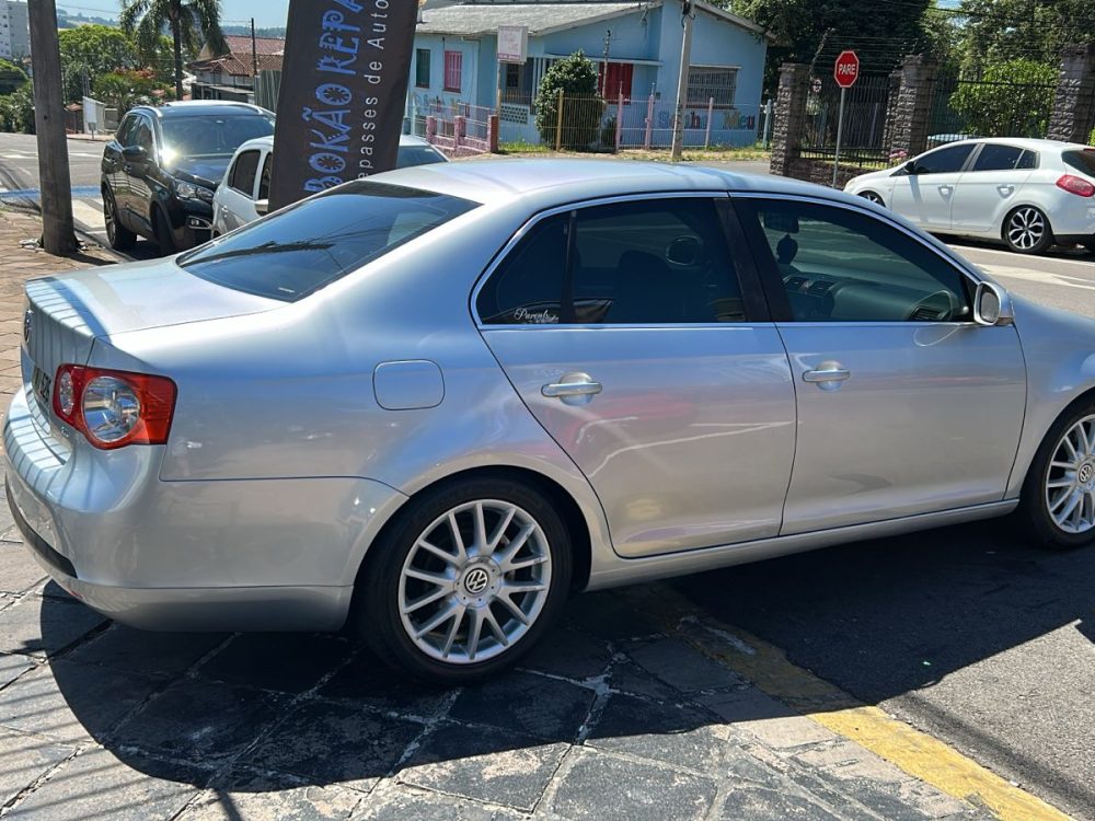 25a7f720-949f-4115-bc34-66be074936f8-199f266c-e2ca-4b90-862b-6165a96a56f2