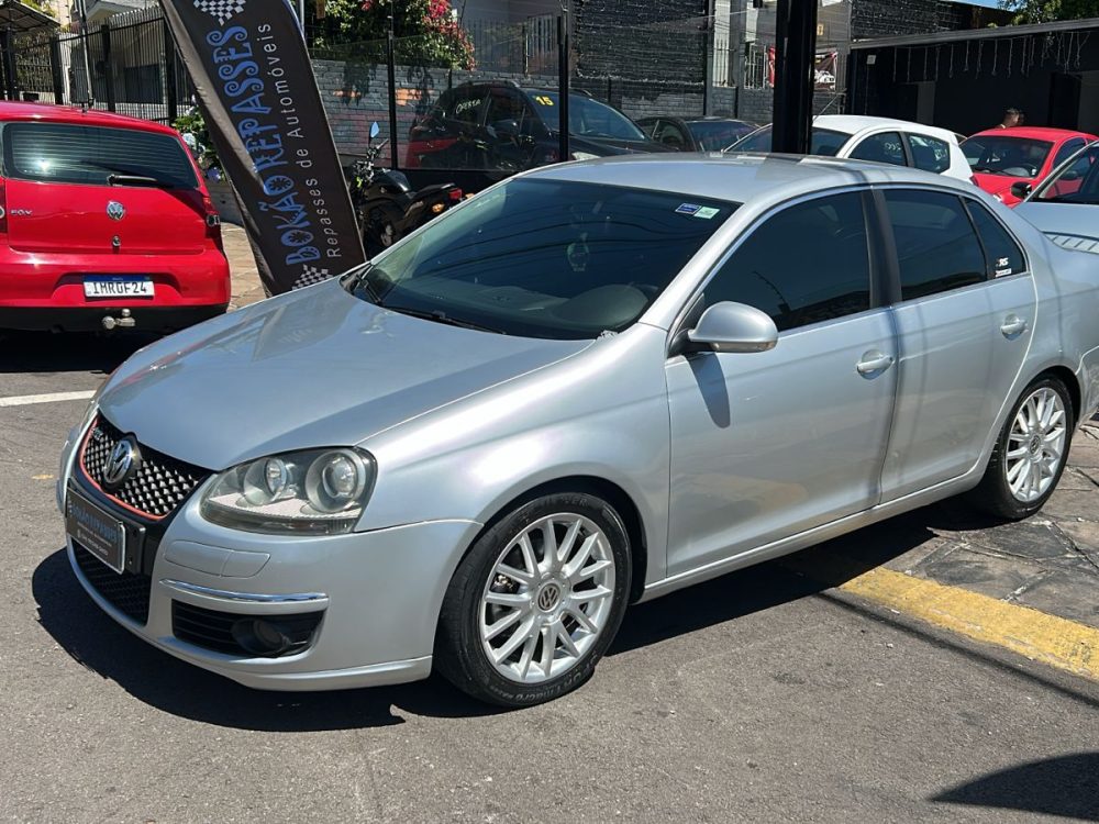 e33a10f8-8e29-4688-a7de-0a427c1e17b7-d1b1b8f6-d2ee-4212-a478-e19669a70944